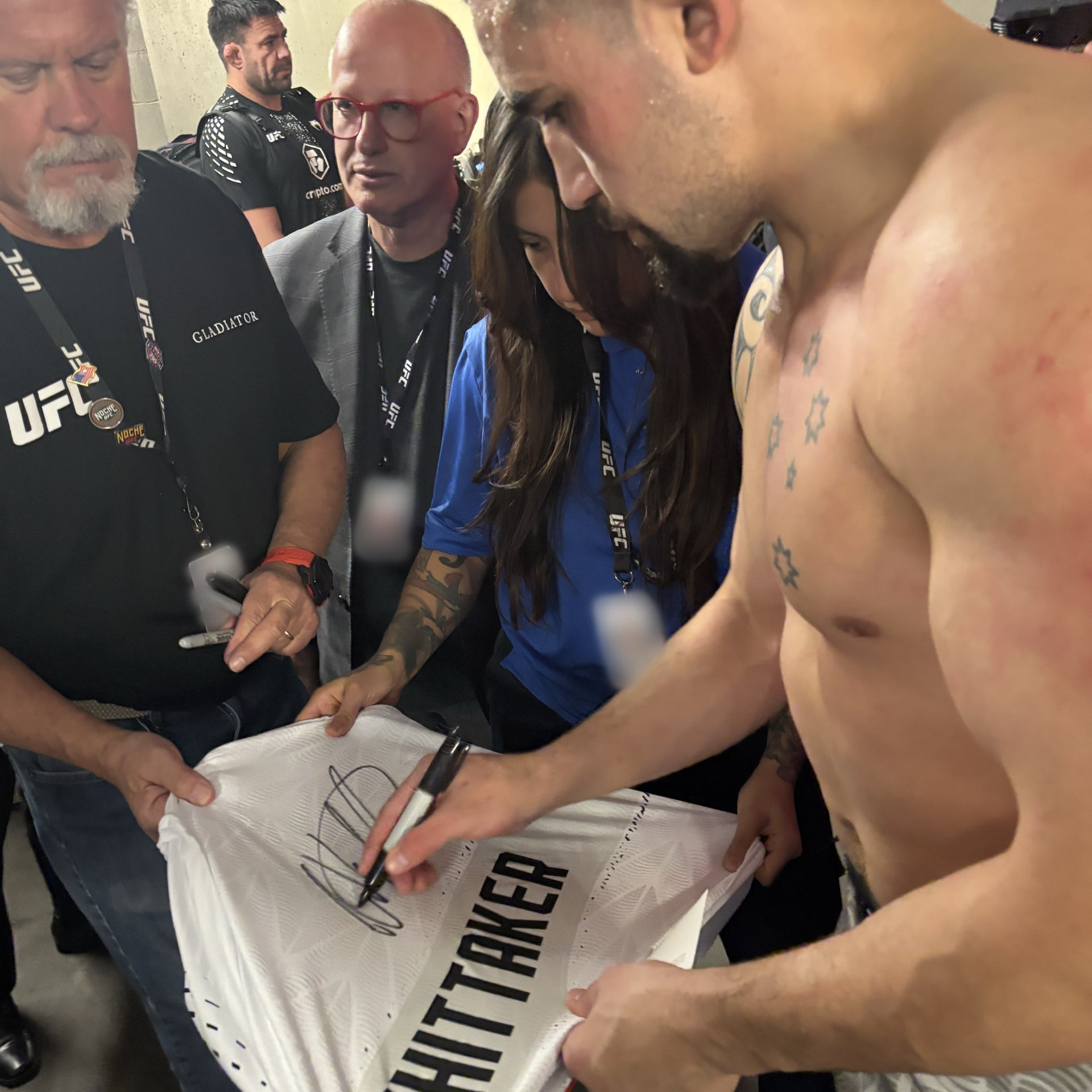 Robert Whittaker Signed 1-of-1 Fight Worn Jersey UFC 329: McGregor vs Holloway 2